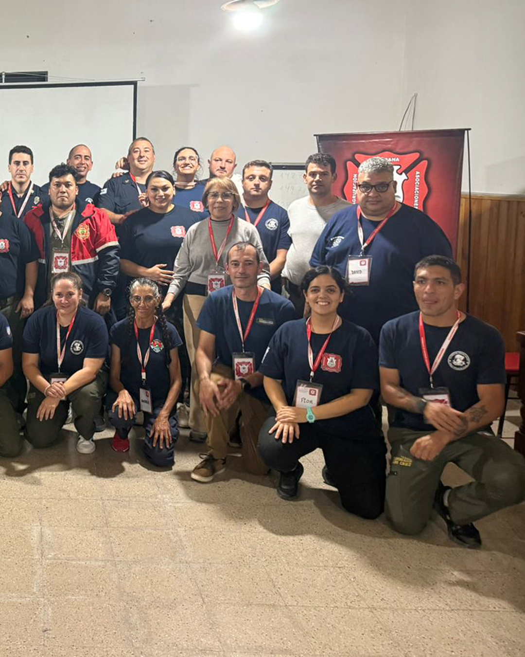 El coaching ontológico y el liderazgo marcaron el cierre del curso de Bomberos 3