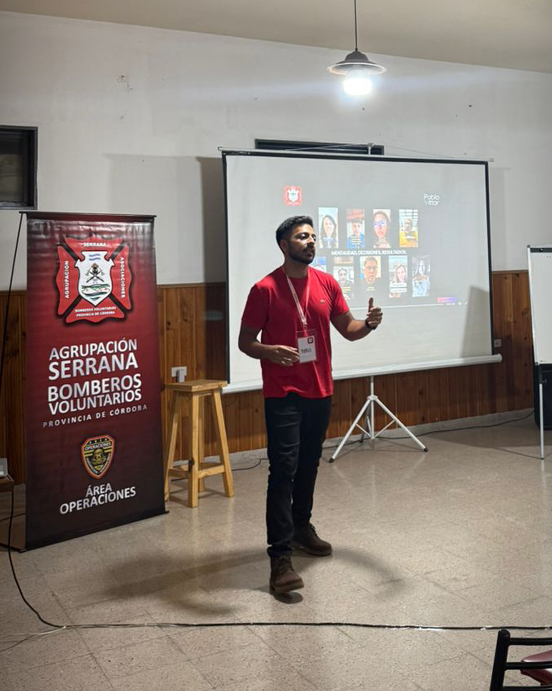 El coaching ontológico y el liderazgo marcaron el cierre del curso de Bomberos 3